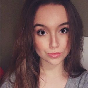 Meet your Posher, Leighann